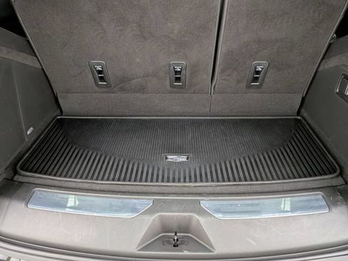 Certified 2023 Cadillac Escalade Premium Luxury AWD/4WD image 26