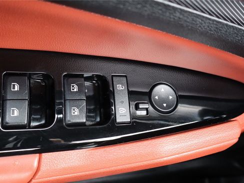 Certified 2023 Kia Sportage SX image 14