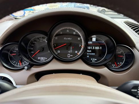 Used 2013 Porsche Cayenne Turbo w/ Premium Pkg Plus image 51