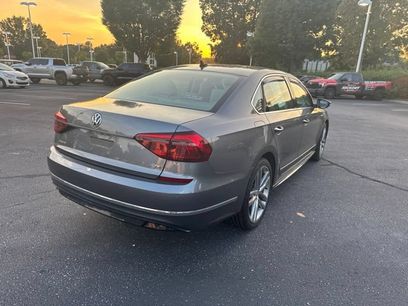 Used 2017 Volkswagen Passat 1.8T R-Line