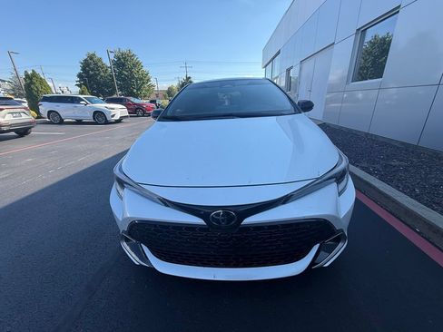 Used 2023 Toyota Corolla XSE FWD image 2