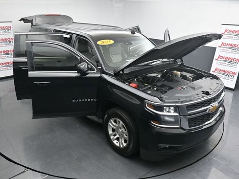 Used 2015 Chevrolet Suburban LT image 49