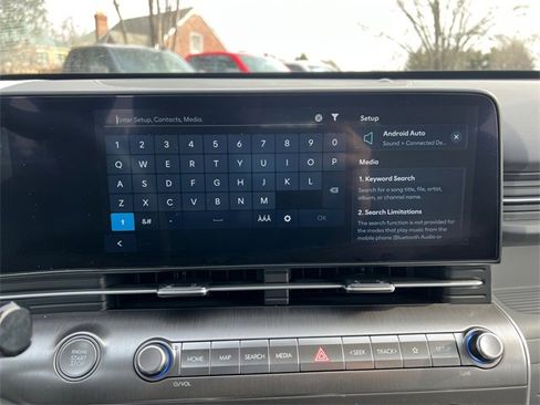 Used 2025 Hyundai Kona SE image 25