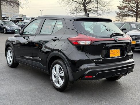 Used 2025 Nissan Kicks Play S image 5