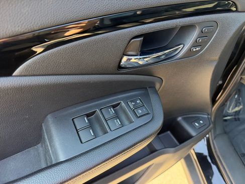 Used 2017 Honda Pilot Elite image 14