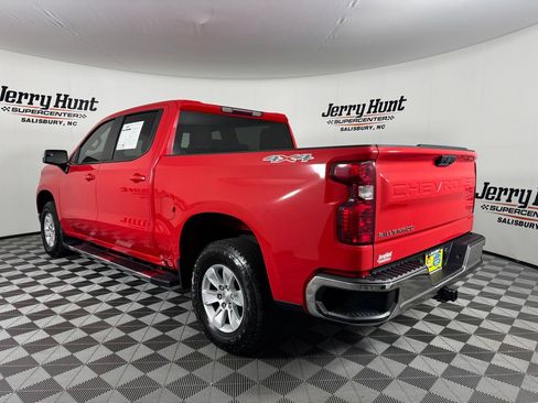 Used 2022 Chevrolet Silverado 1500 LT AWD/4WD image 8