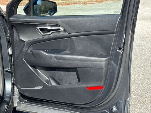 Used 2024 Kia Sportage LX image 14