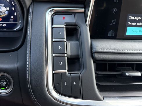 Used 2022 Chevrolet Tahoe LT w/ LT Signature Plus Package AWD/4WD image 19
