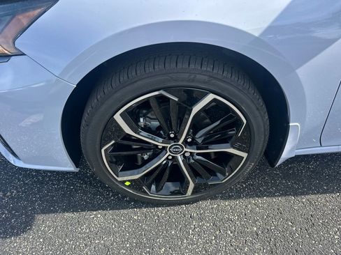 New 2025 Nissan Altima 2.5 SR w/ SR Premium Package image 37