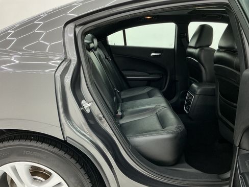 Used 2020 Dodge Charger SXT w/ Leather Interior Group RWD image 21