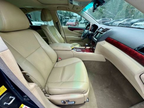 Used 2007 Lexus LS 460 RWD image 16