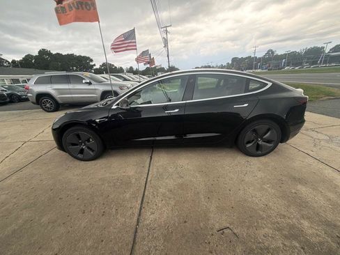 Used 2018 Tesla Model 3 Long Range RWD image 14