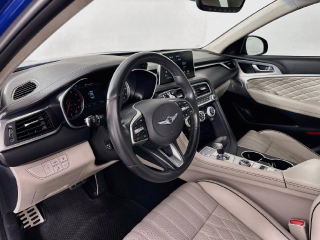 Used 2020 Genesis G70 3.3T w/ Prestige Package RWD image 9