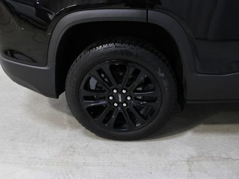 Used 2022 GMC Acadia SLT w/ Elevation Edition AWD/4WD image 37