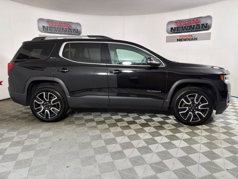 Used 2022 GMC Acadia SLT w/ Technology Package image 4
