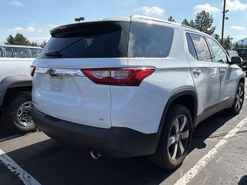 Used 2018 Chevrolet Traverse LT AWD/4WD image 2