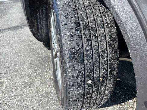 Used 2020 Ford Escape SEL image 34