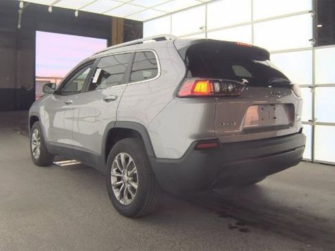 Used 2019 Jeep Cherokee Latitude Plus image 2