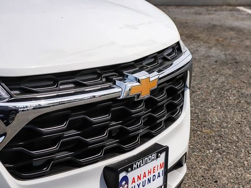 Used 2024 Chevrolet Trax LT w/ Driver Confidence Package image 5