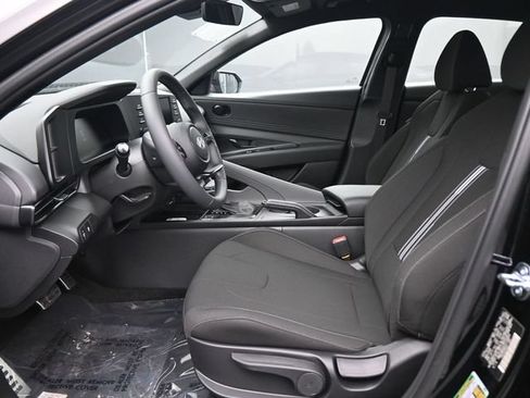 Used 2026 Hyundai Elantra Sport FWD image 12