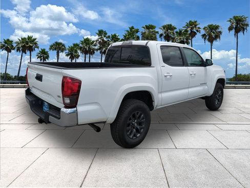 Used 2021 Toyota Tacoma SR5 RWD image 7