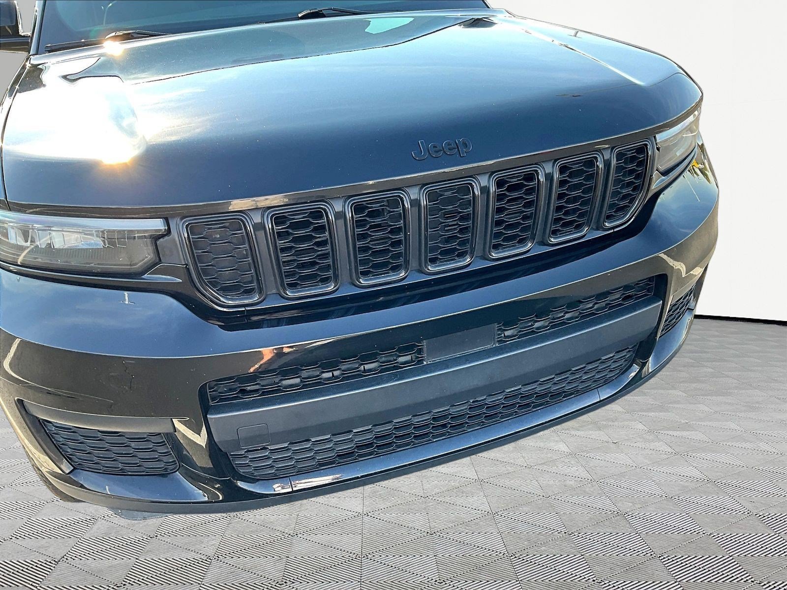 Used 2022 Jeep Grand Cherokee L Laredo AWD/4WD image 33