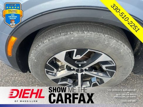 Used 2024 Kia Sportage EX FWD image 13