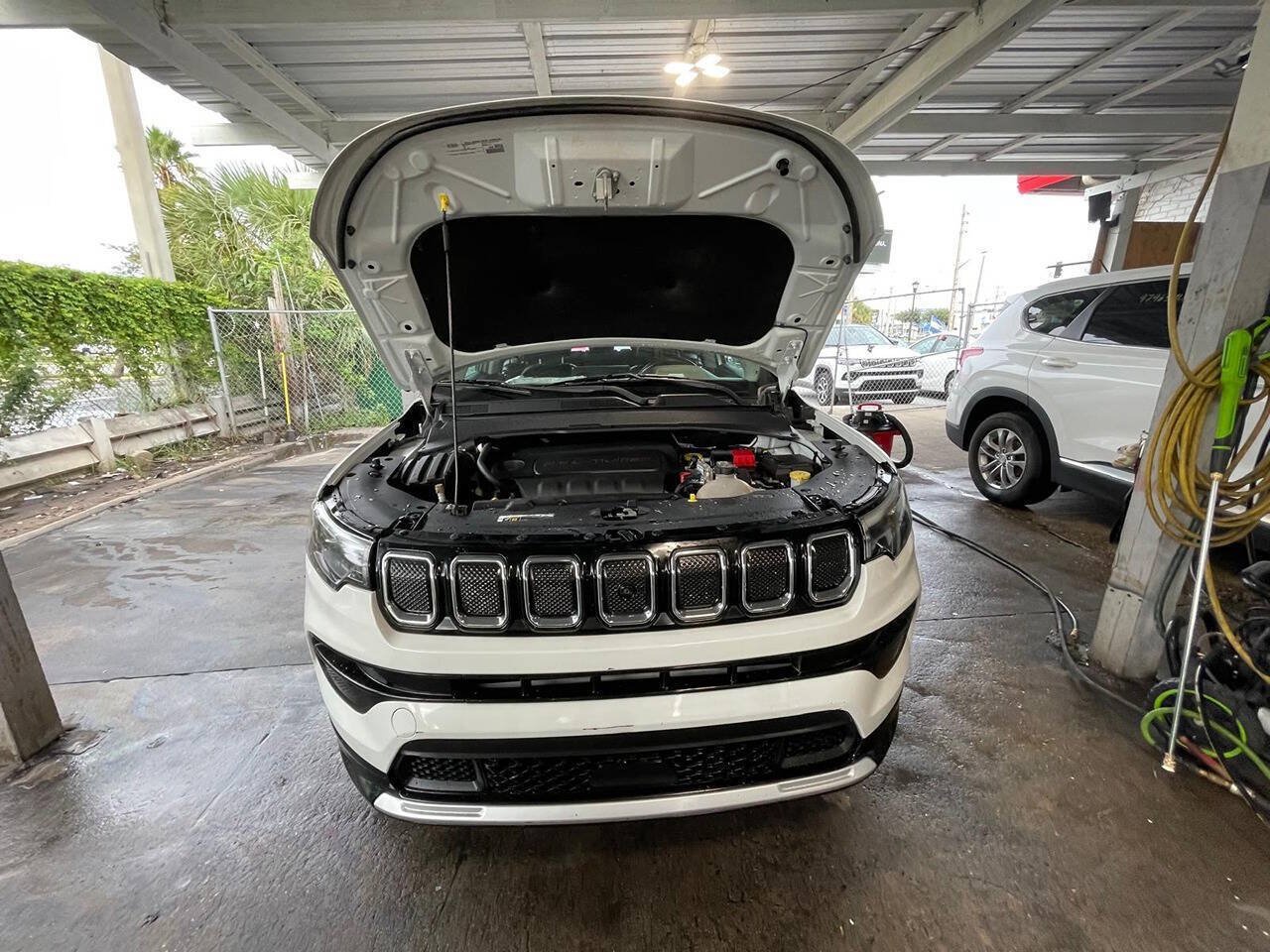 Used 2022 Jeep Compass Limited w/ Elite Group AWD/4WD image 18