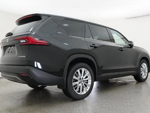 New 2026 Toyota Grand Highlander Platinum image 25