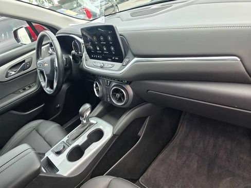 Used 2024 Chevrolet Blazer LT FWD image 22
