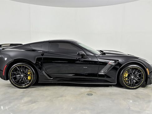 Used 2016 Chevrolet Corvette Z06 w/ C7.r Special Edition RWD image 10