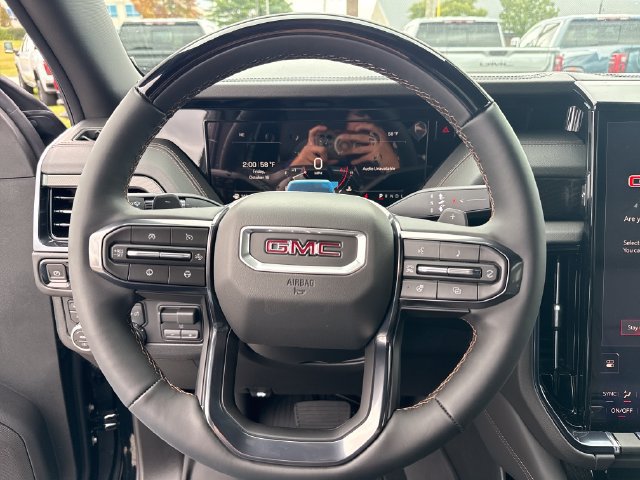New 2027 GMC Yukon AT4 w/ AT4 Premium Plus Package AWD/4WD image 18