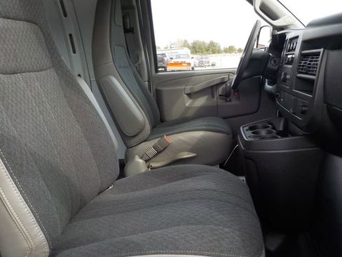 New 2026 GMC Savana 3500 Extended w/ Driver Convenience Package RWD image 17
