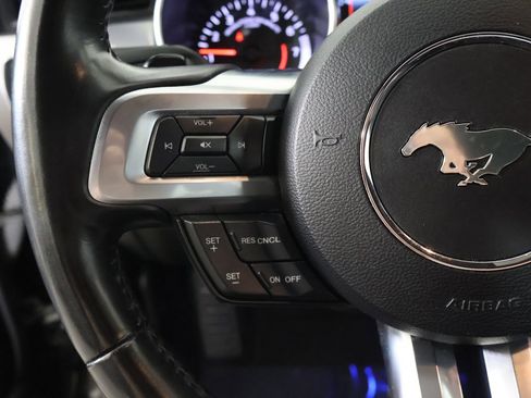 Used 2019 Ford Mustang Premium image 31