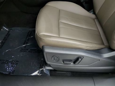 Used 2025 Audi Q5 Premium Plus w/ Premium Plus AWD/4WD image 50