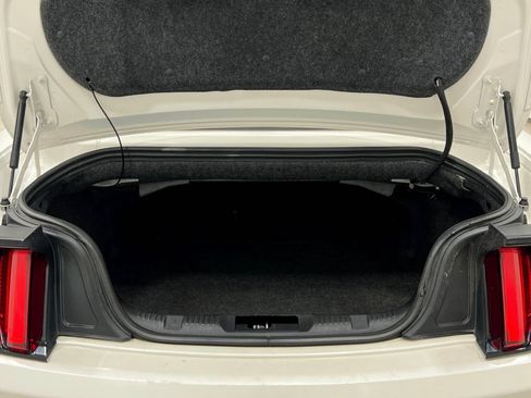 Used 2017 Ford Mustang GT Premium RWD image 28
