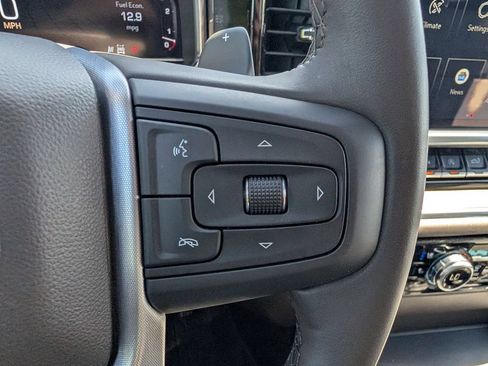 Used 2025 GMC Sierra 1500 SLT w/ SLT Premium Plus Package AWD/4WD image 29