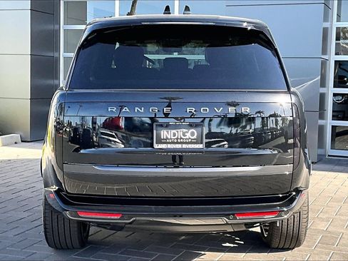 New 2026 Land Rover Range Rover Long Wheelbase SE image 4