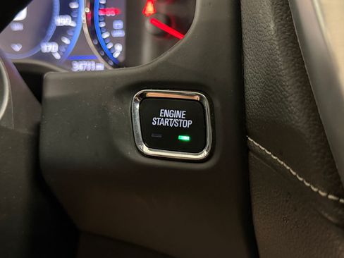 Used 2023 GMC Acadia SLT w/ Elevation Edition AWD/4WD image 16