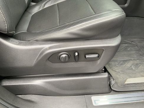 Used 2019 GMC Sierra 1500 SLT w/ SLT Convenience Package AWD/4WD image 68
