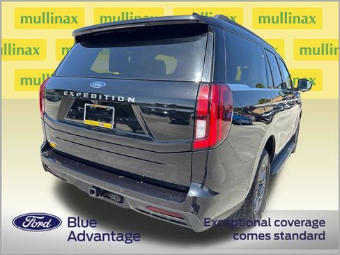 Certified 2025 Ford Expedition Active RWD image 4