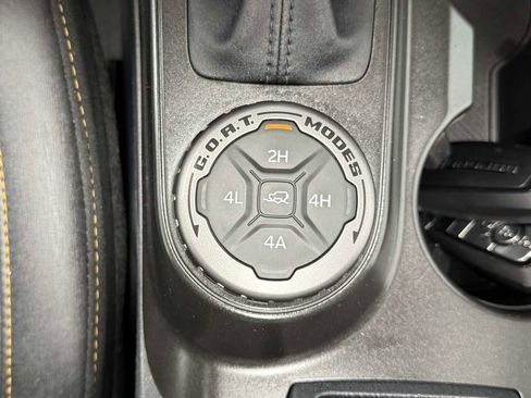 Used 2023 Ford Bronco Badlands w/ Sasquatch Package image 29