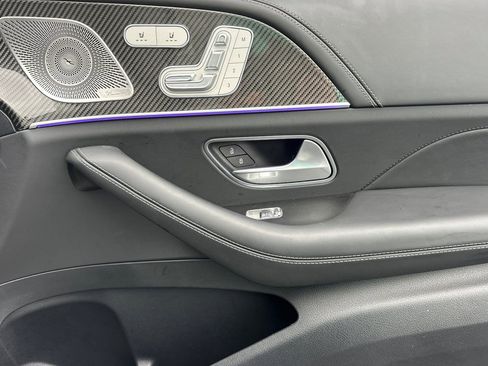 Used 2025 Mercedes-Benz GLE 63 AMG S image 19