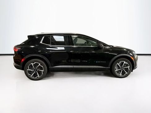 New 2026 Chevrolet Equinox EV LT AWD/4WD image 5