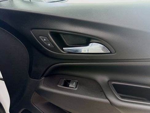 Used 2018 Chevrolet Equinox LT image 31