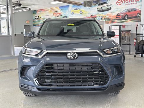 New 2026 Toyota Grand Highlander XLE AWD/4WD image 7