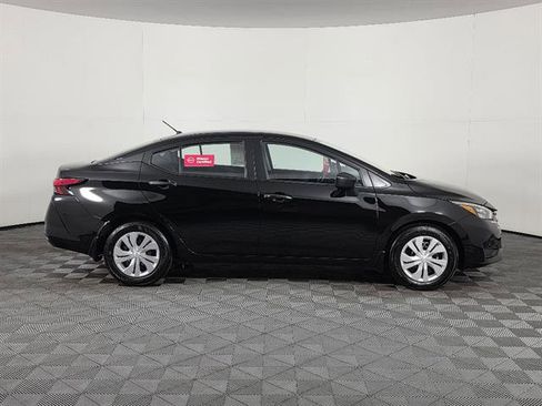 Used 2025 Nissan Versa S w/ Trunk Package FWD image 2