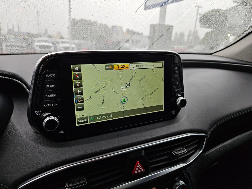 Used 2019 Hyundai Santa Fe AWD image 27