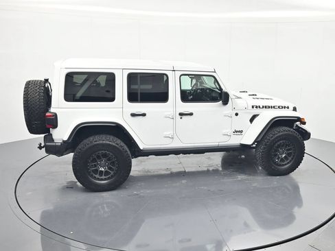 Used 2022 Jeep Wrangler Unlimited Rubicon w/ Xtreme Recon 35" Tire Package AWD/4WD image 31