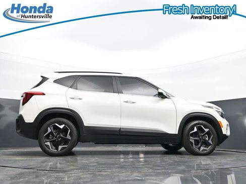 Used 2025 Kia Seltos EX FWD image 40